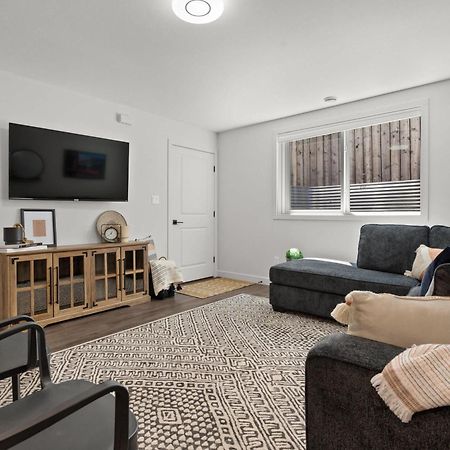 Вілла Livingston Way I Sleep 6 I Netflix I Kitchen I Tv Пінчер-Крік Екстер'єр фото